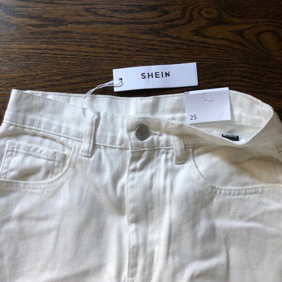 NEW SHEIN Off White High Waisted Wide Leg Jeans - Size 25 - Picture 2 of 9